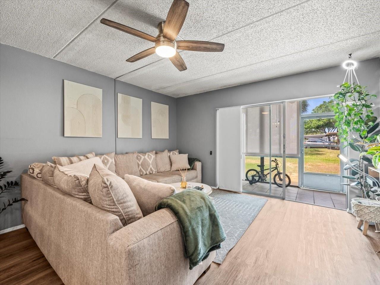 Image 19 of 37 For 129 Cypress Court
