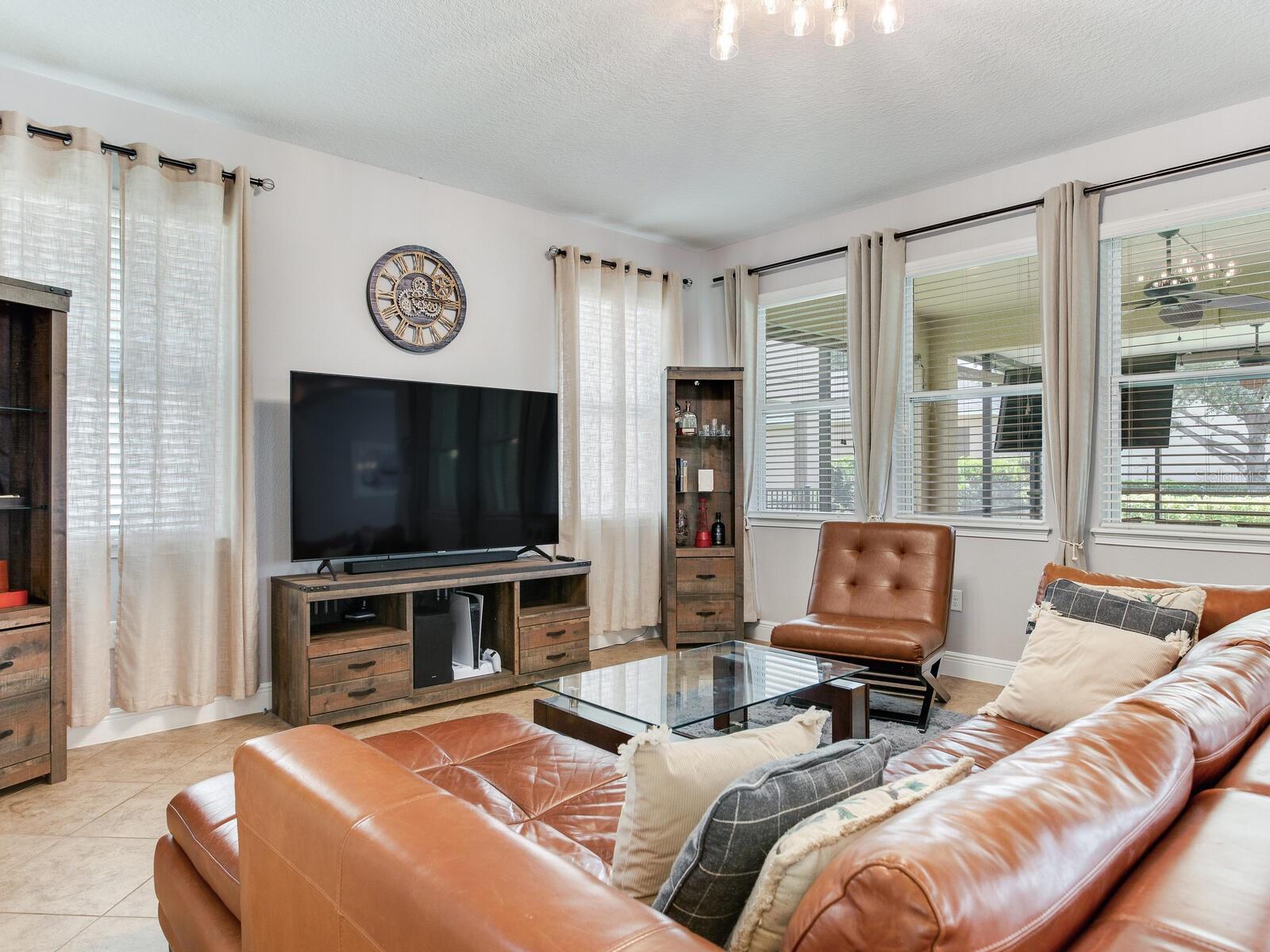 Image 11 of 47 For 5409 Fishhawk Ridge Drive