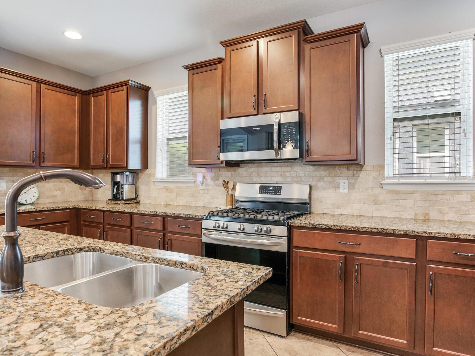 Image 16 of 47 For 5409 Fishhawk Ridge Drive