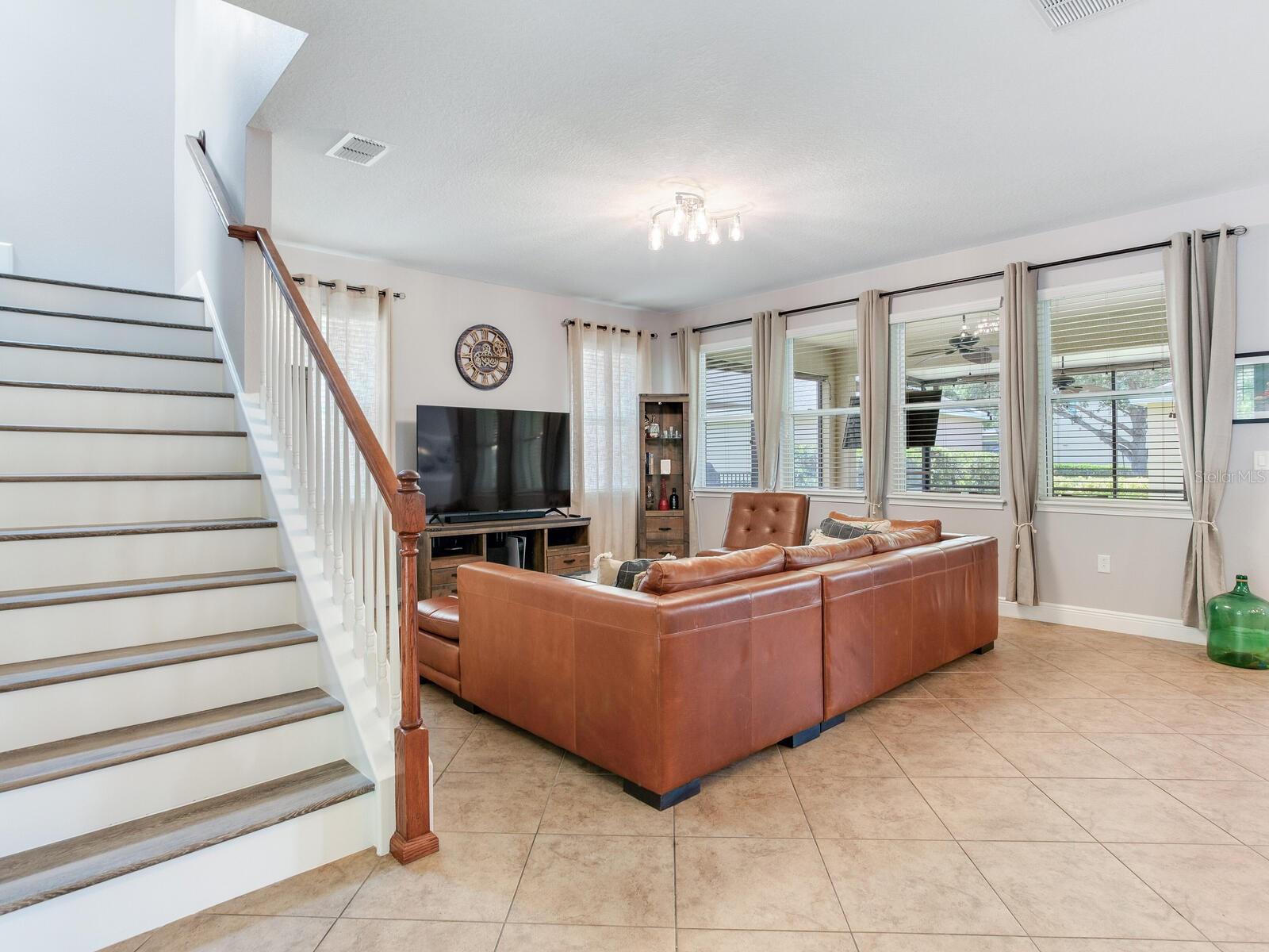 Image 9 of 47 For 5409 Fishhawk Ridge Drive