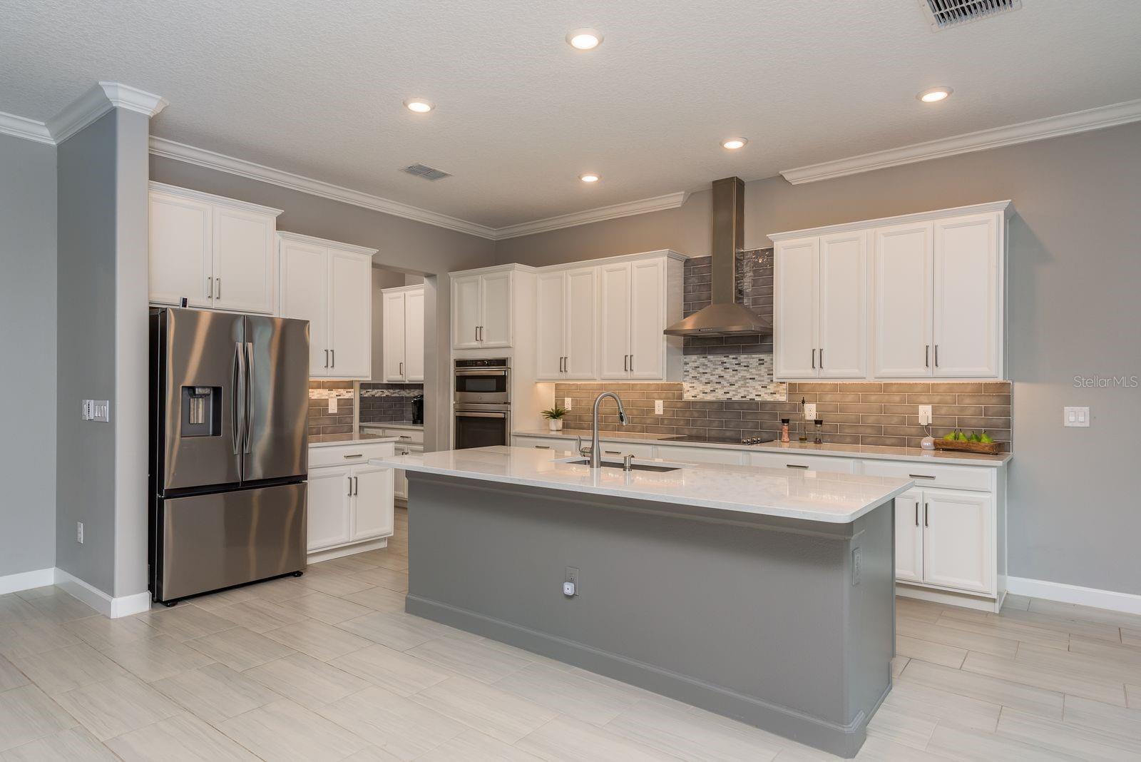 Image 12 of 83 For 10982 Banyan Breeze Boulevard