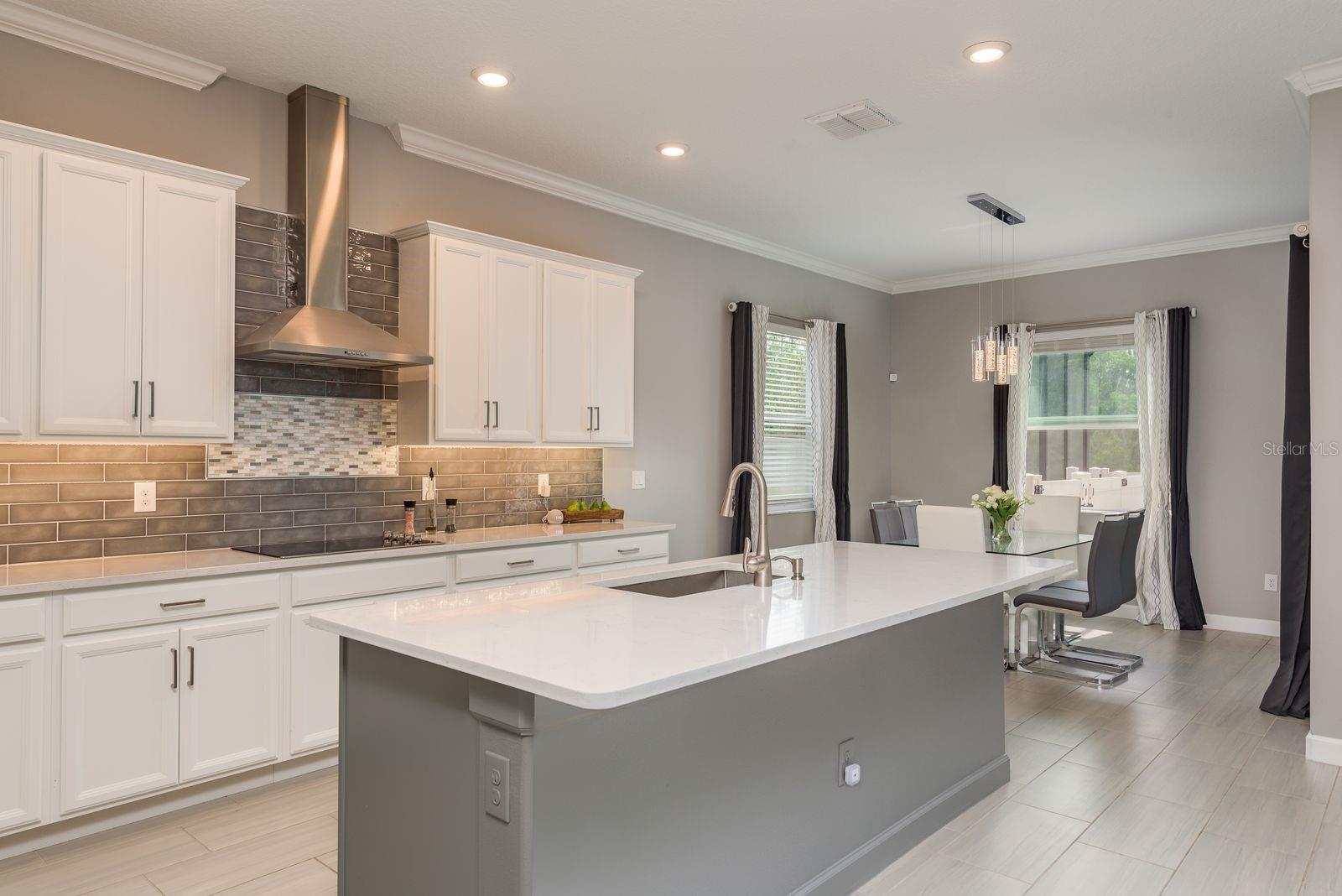 Image 15 of 83 For 10982 Banyan Breeze Boulevard