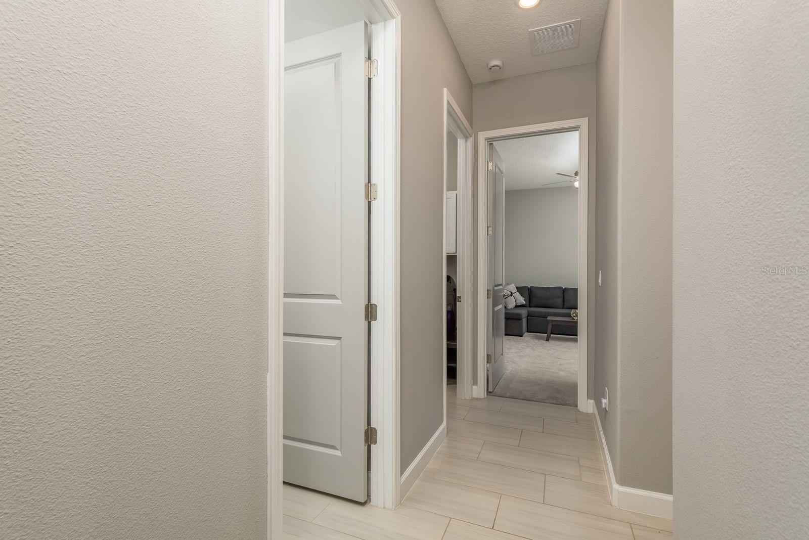 Image 30 of 83 For 10982 Banyan Breeze Boulevard