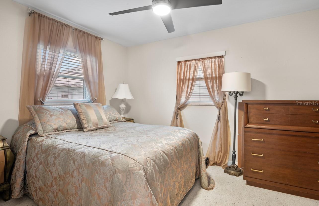 Image 11 of 25 For 12400 Park Boulevard 522