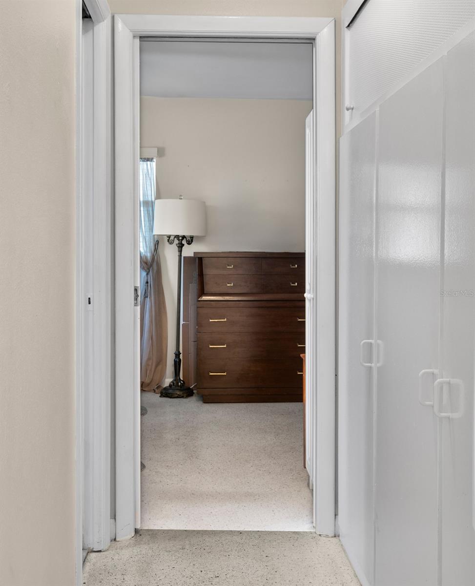 Image 8 of 25 For 12400 Park Boulevard 522
