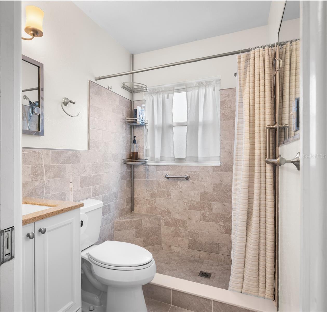 Image 9 of 25 For 12400 Park Boulevard 522