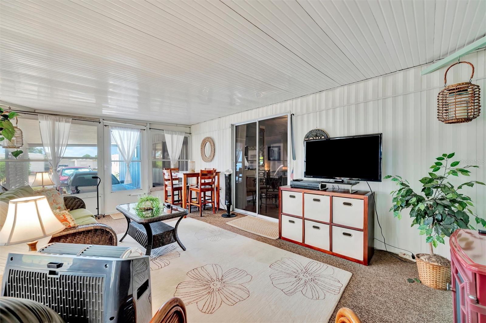 Image 15 of 45 For 123 Saint Kitts Way