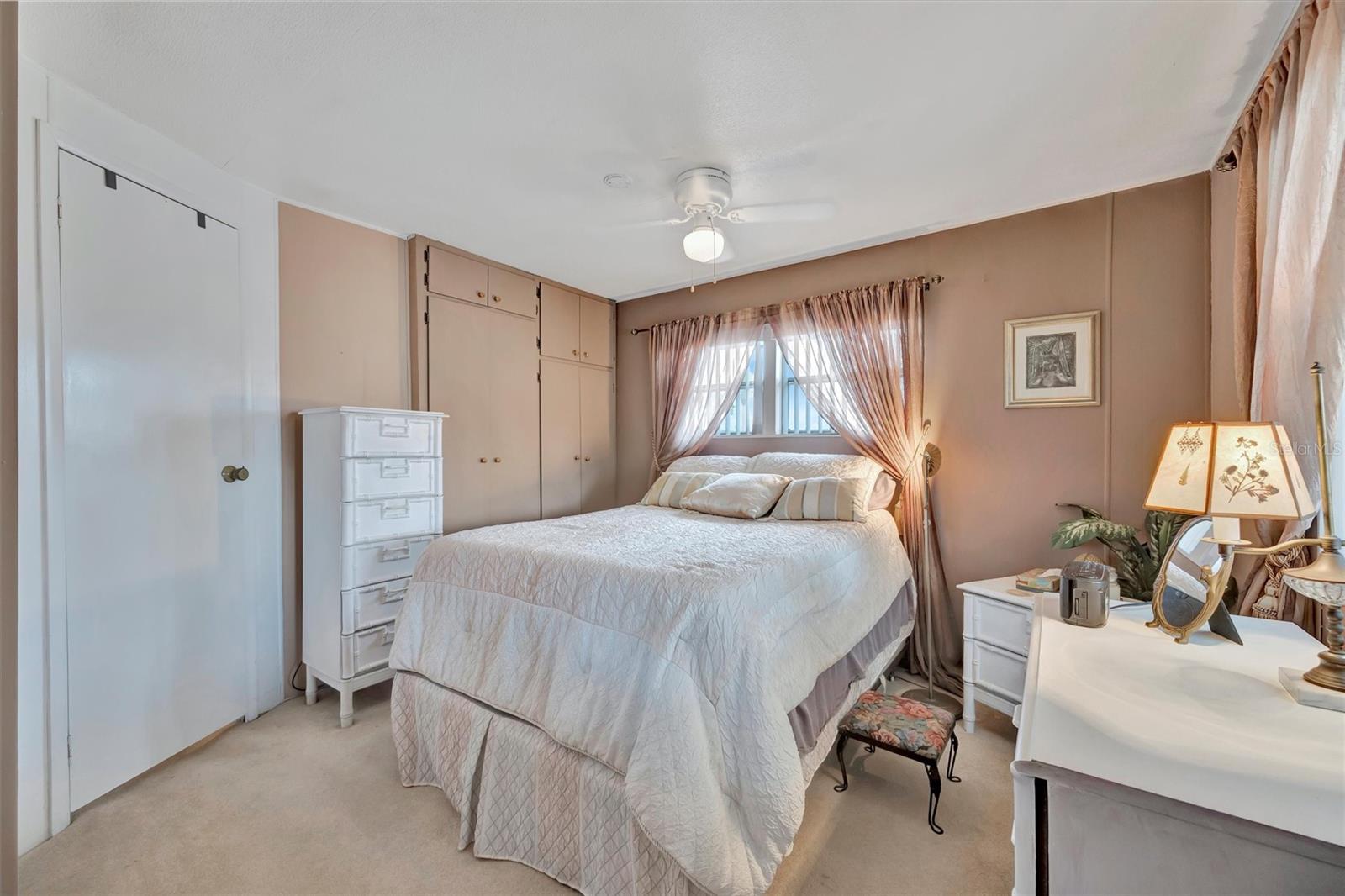 Image 24 of 45 For 123 Saint Kitts Way