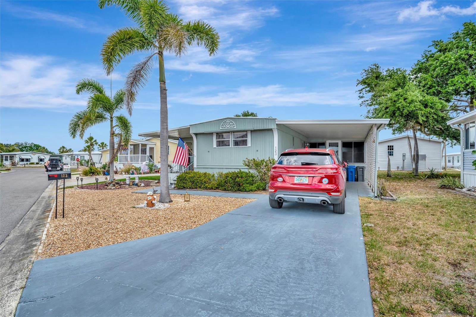 Image 33 of 45 For 123 Saint Kitts Way