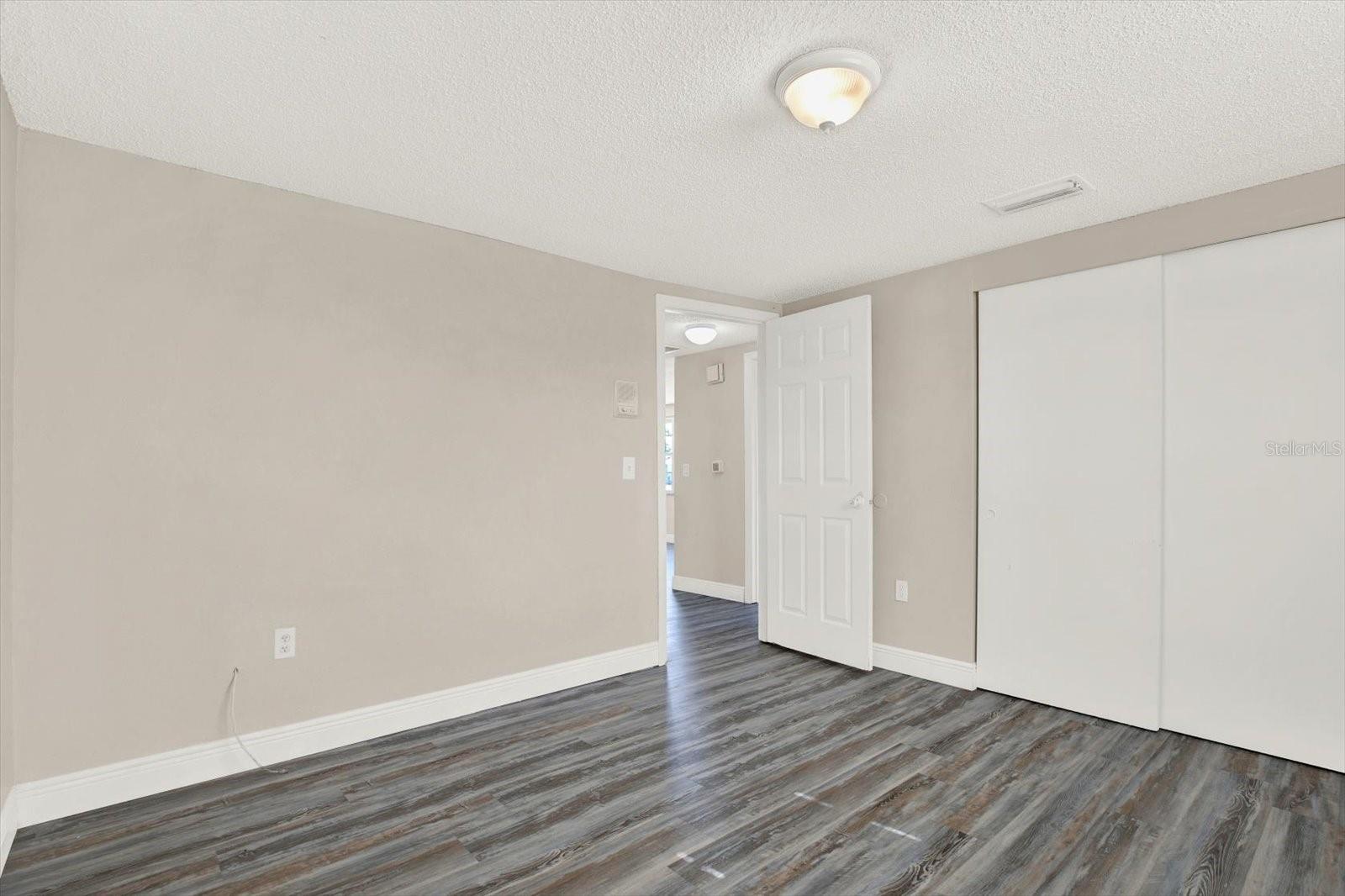 Image 18 of 29 For 6017 6th Avenue