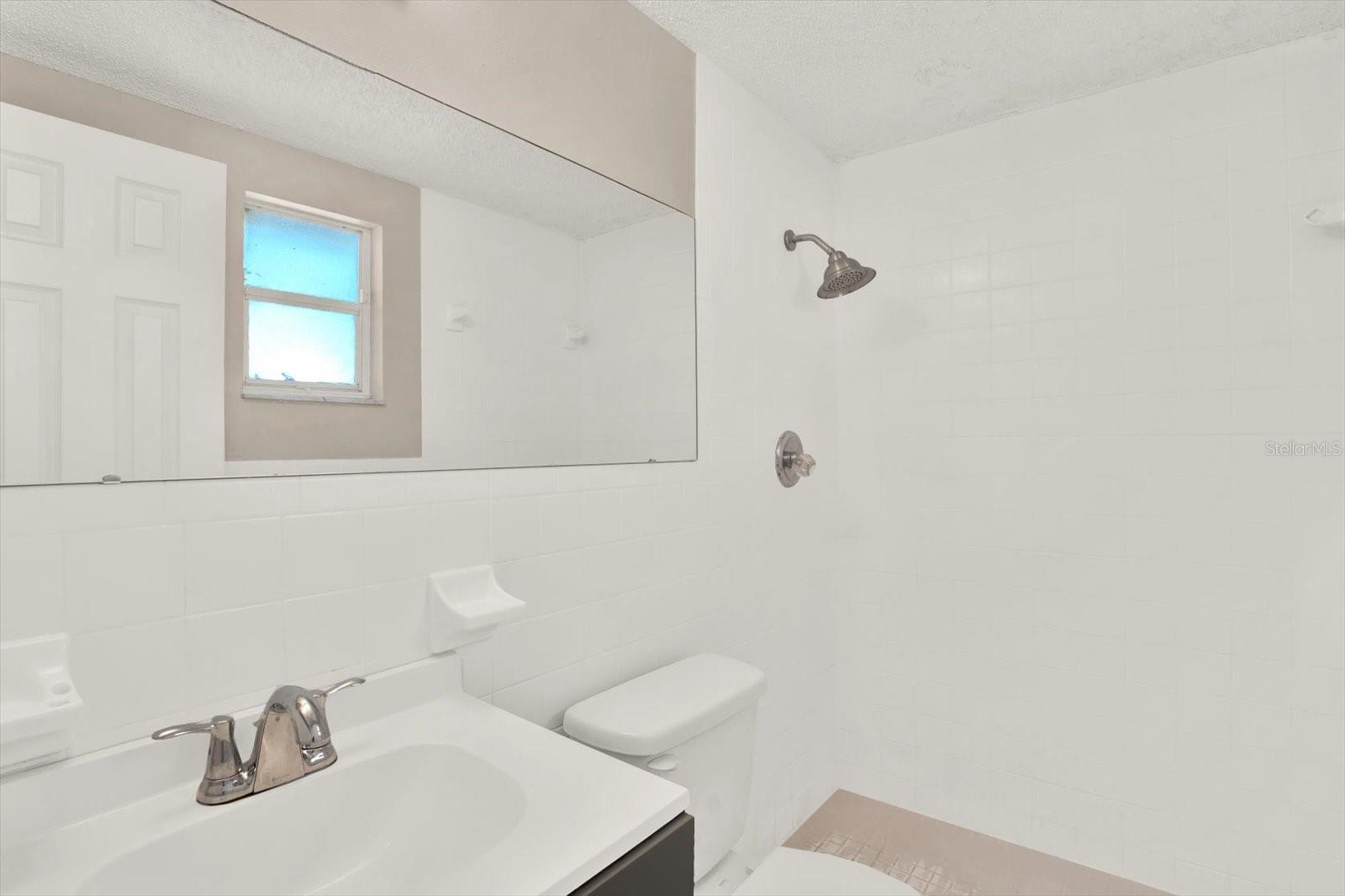 Image 21 of 29 For 6017 6th Avenue