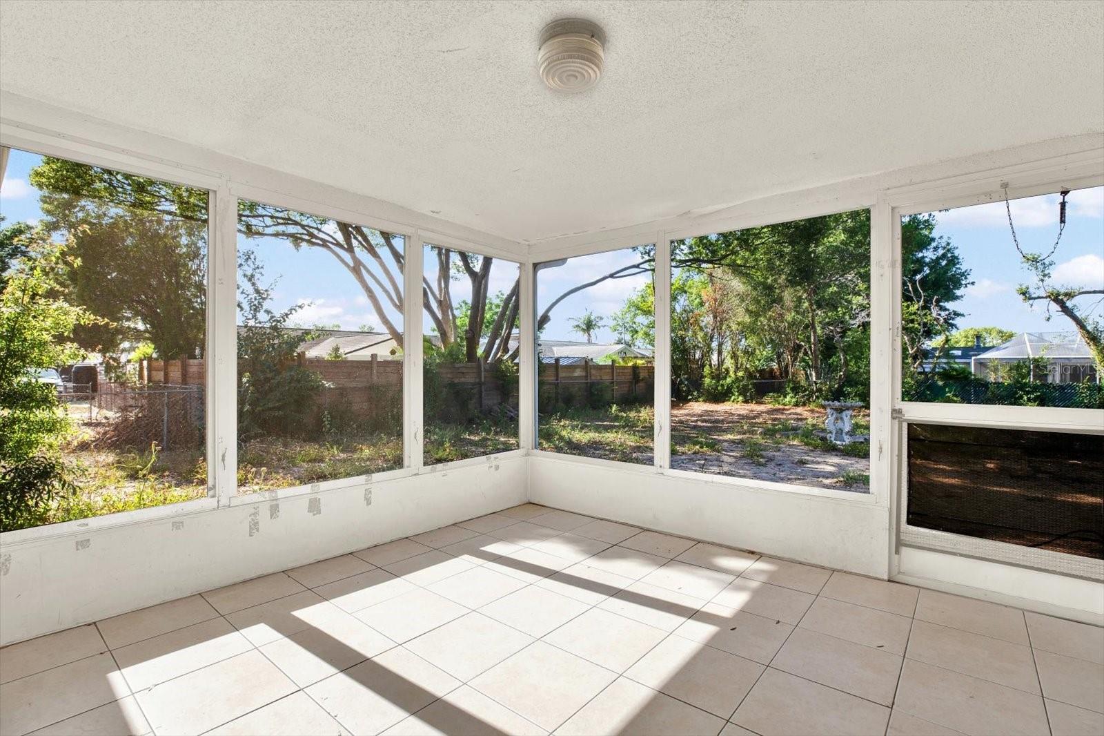 Image 22 of 29 For 6017 6th Avenue