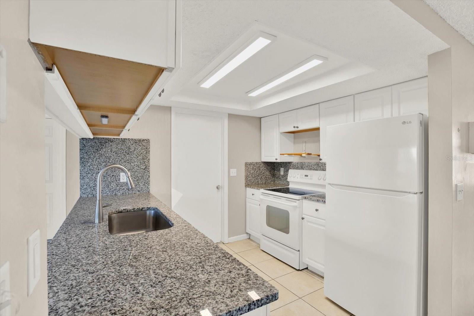 Image 5 of 29 For 6017 6th Avenue