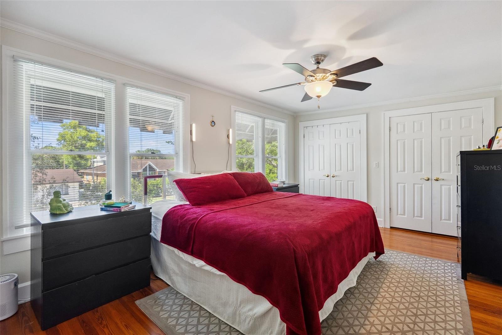 Image 24 of 55 For 920 16th Avenue N