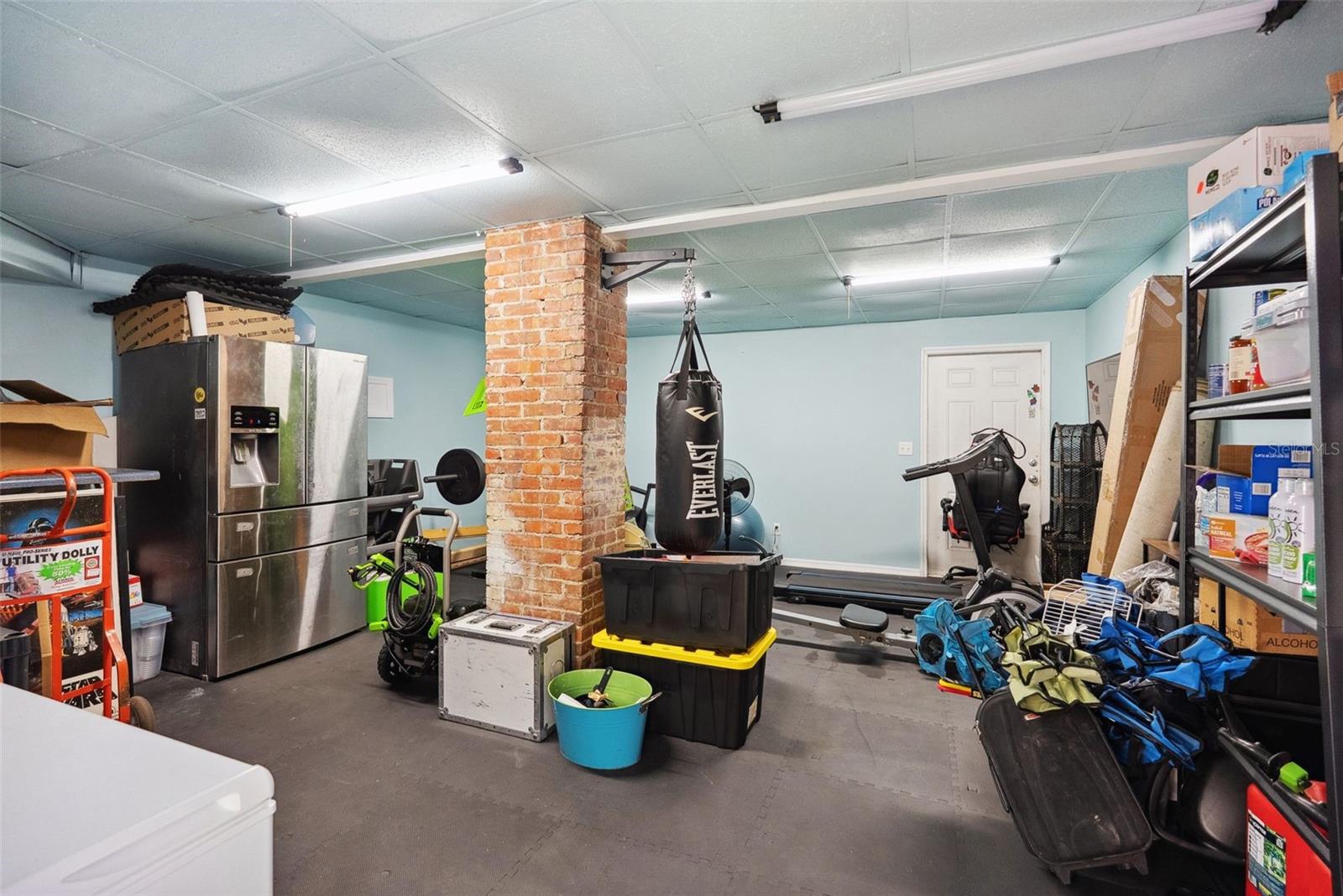 Image 34 of 55 For 920 16th Avenue N