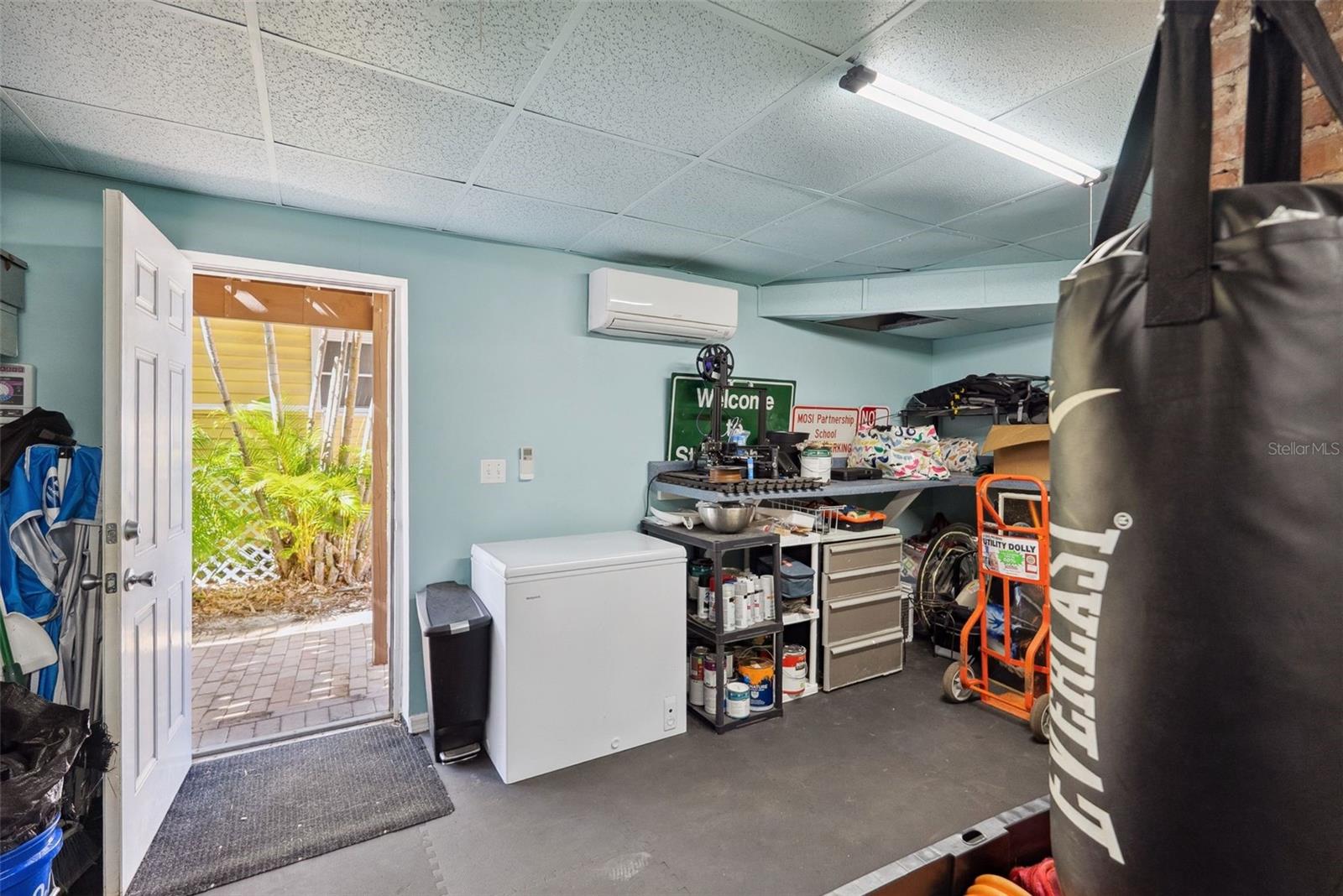 Image 35 of 55 For 920 16th Avenue N