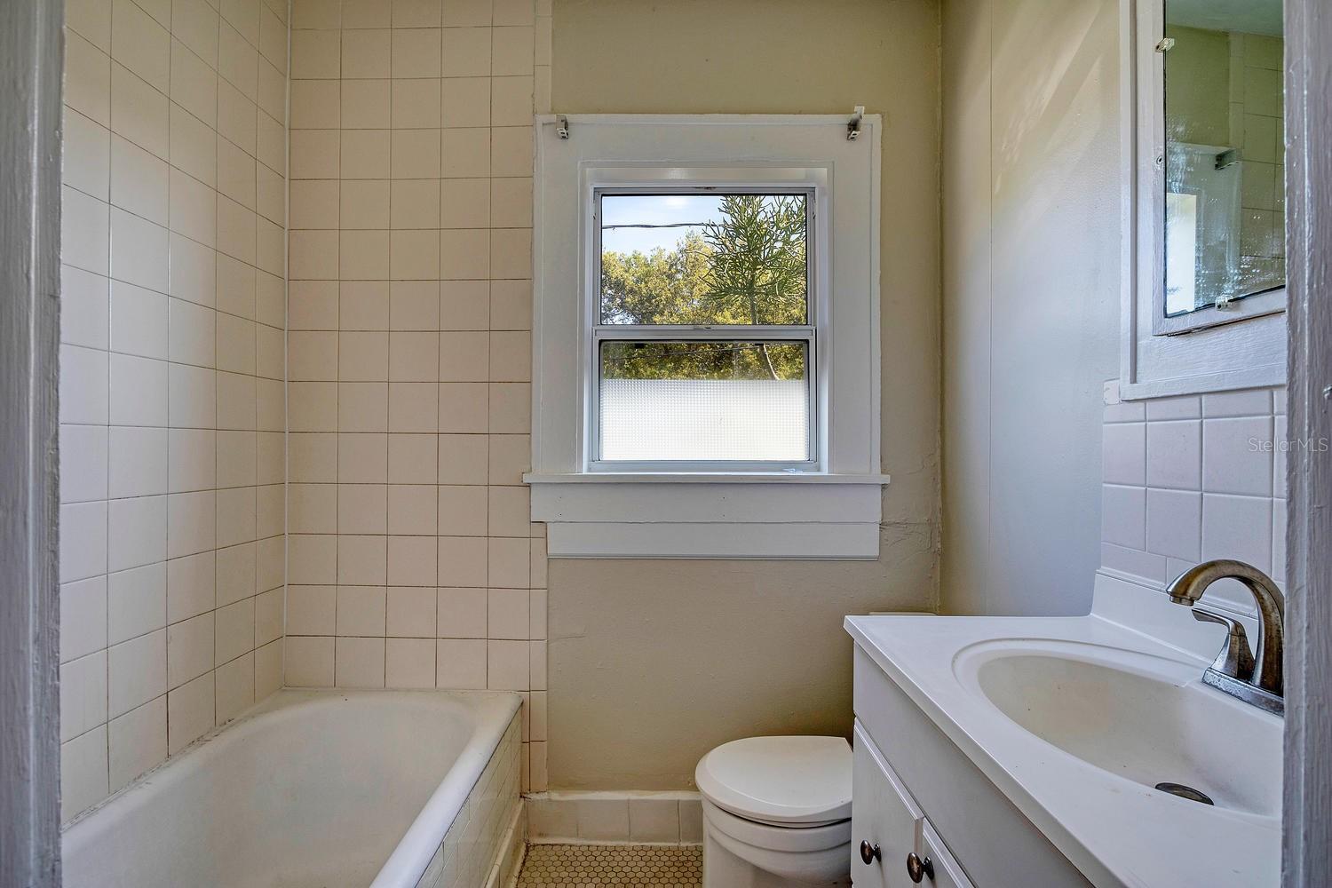 Image 47 of 55 For 920 16th Avenue N