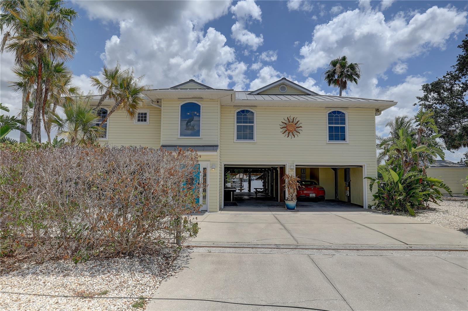 Image 2 of 67 For 9914 Alavista Drive