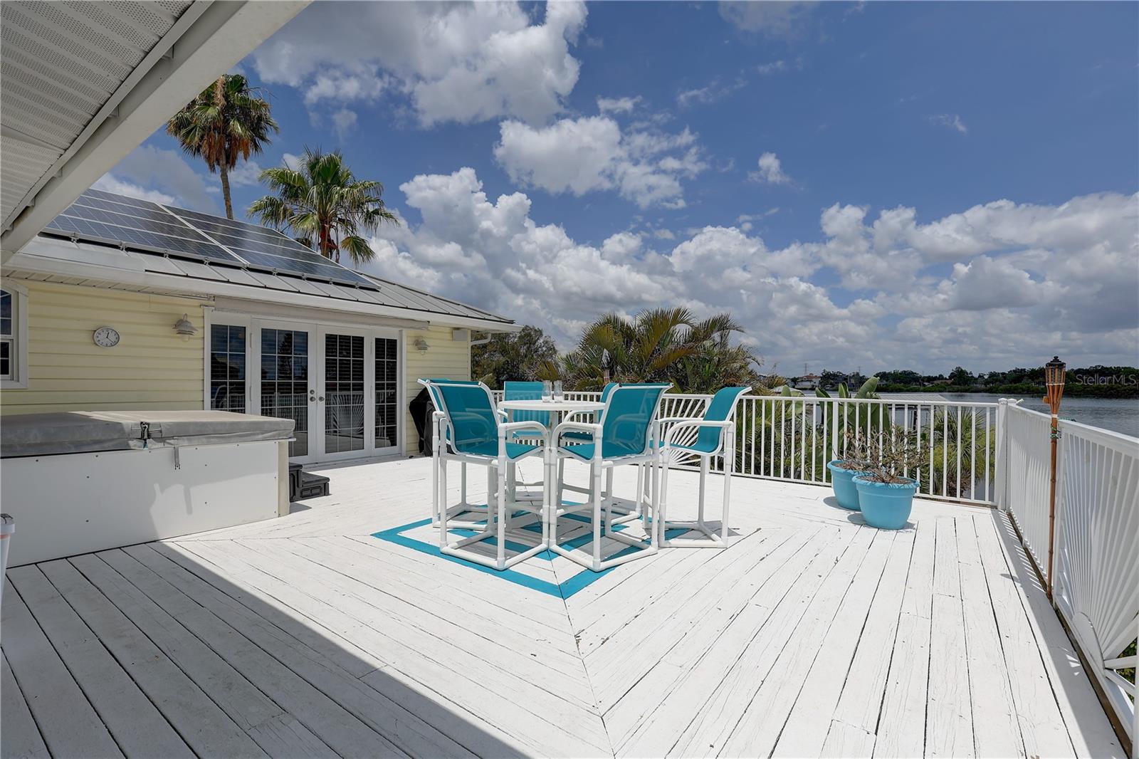 Image 37 of 67 For 9914 Alavista Drive