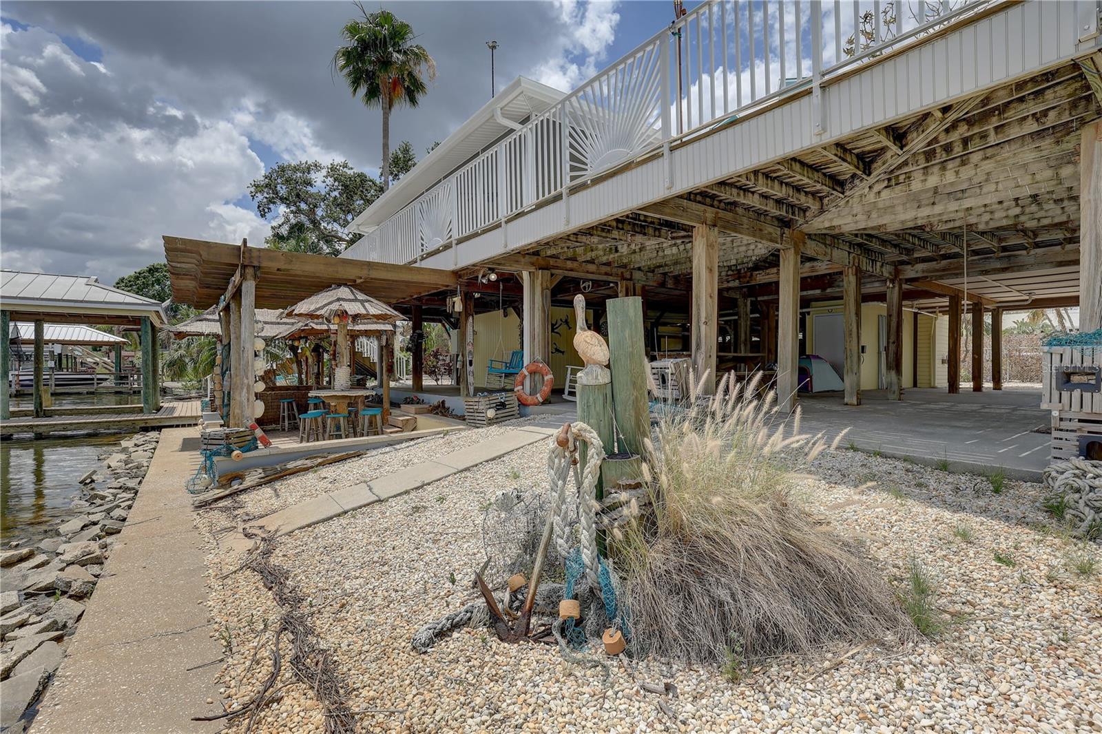 Image 41 of 67 For 9914 Alavista Drive