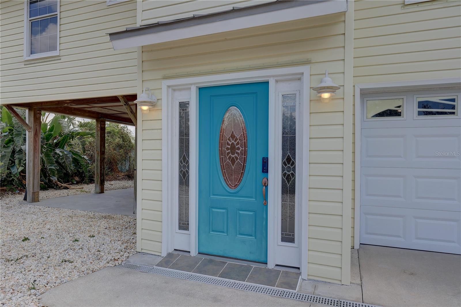 Image 6 of 67 For 9914 Alavista Drive