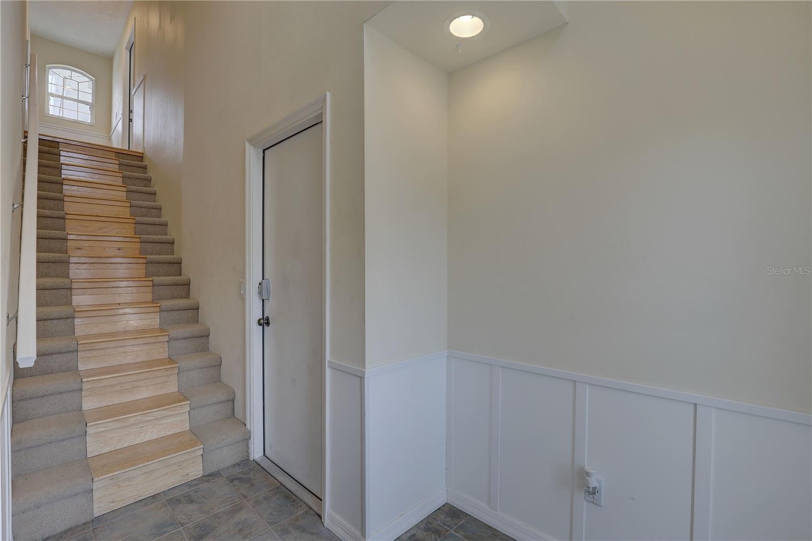 Image 8 of 67 For 9914 Alavista Drive
