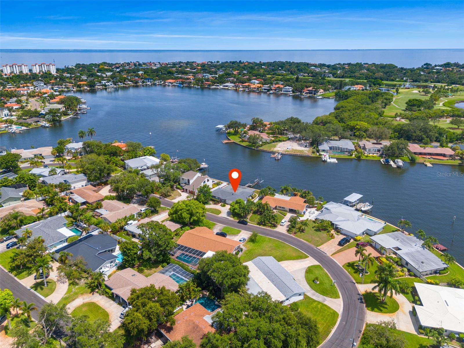 Details for 1124 35th Avenue Ne, ST PETERSBURG, FL 33704