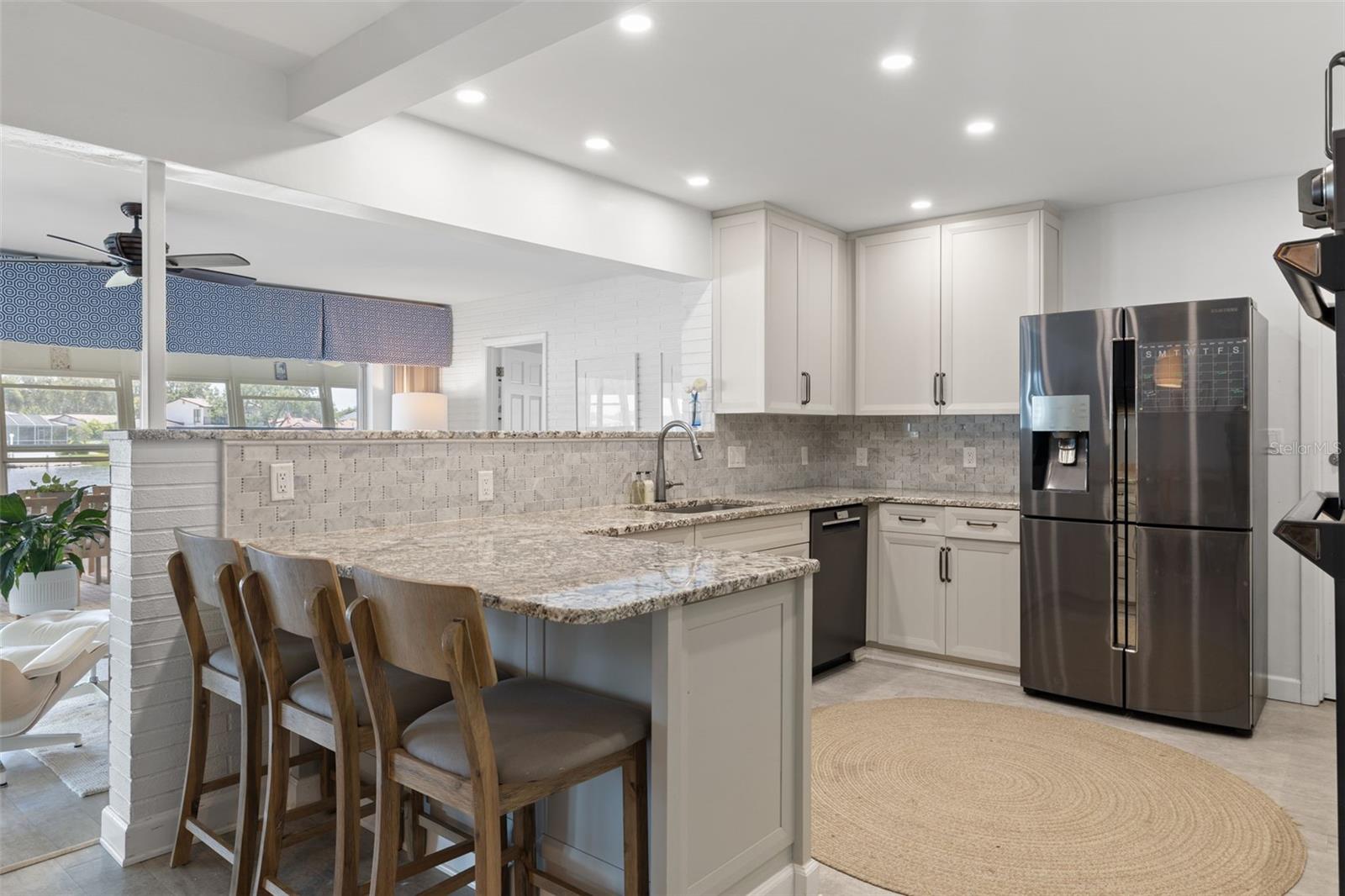 Image 12 of 75 For 1124 35th Avenue Ne
