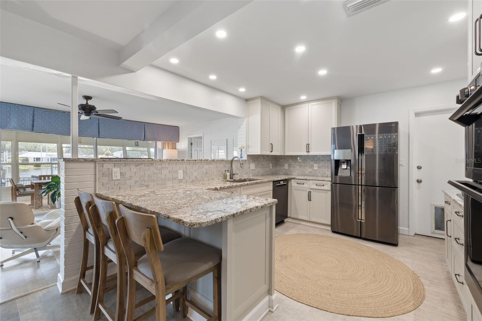 Image 13 of 75 For 1124 35th Avenue Ne
