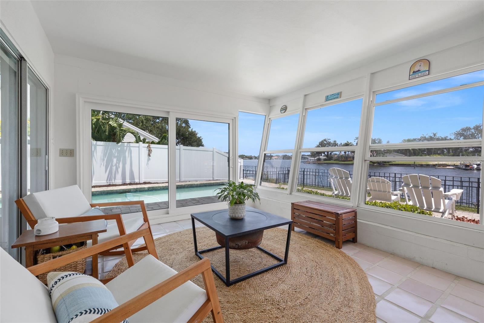 Image 39 of 75 For 1124 35th Avenue Ne