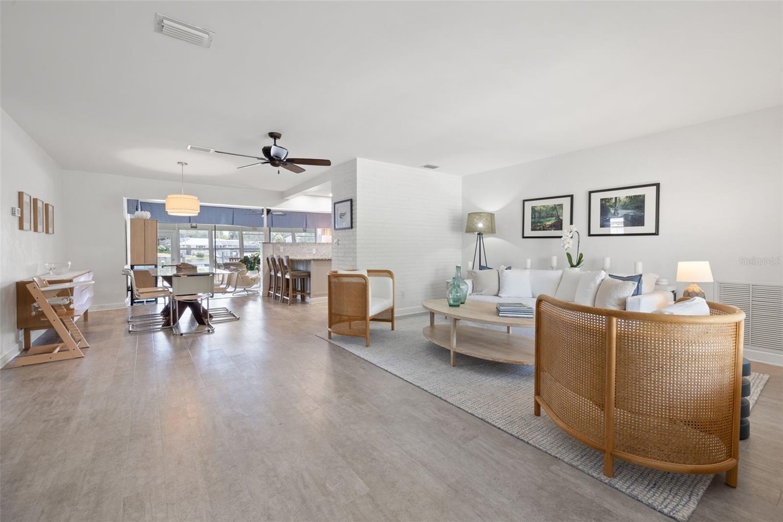 Image 6 of 75 For 1124 35th Avenue Ne