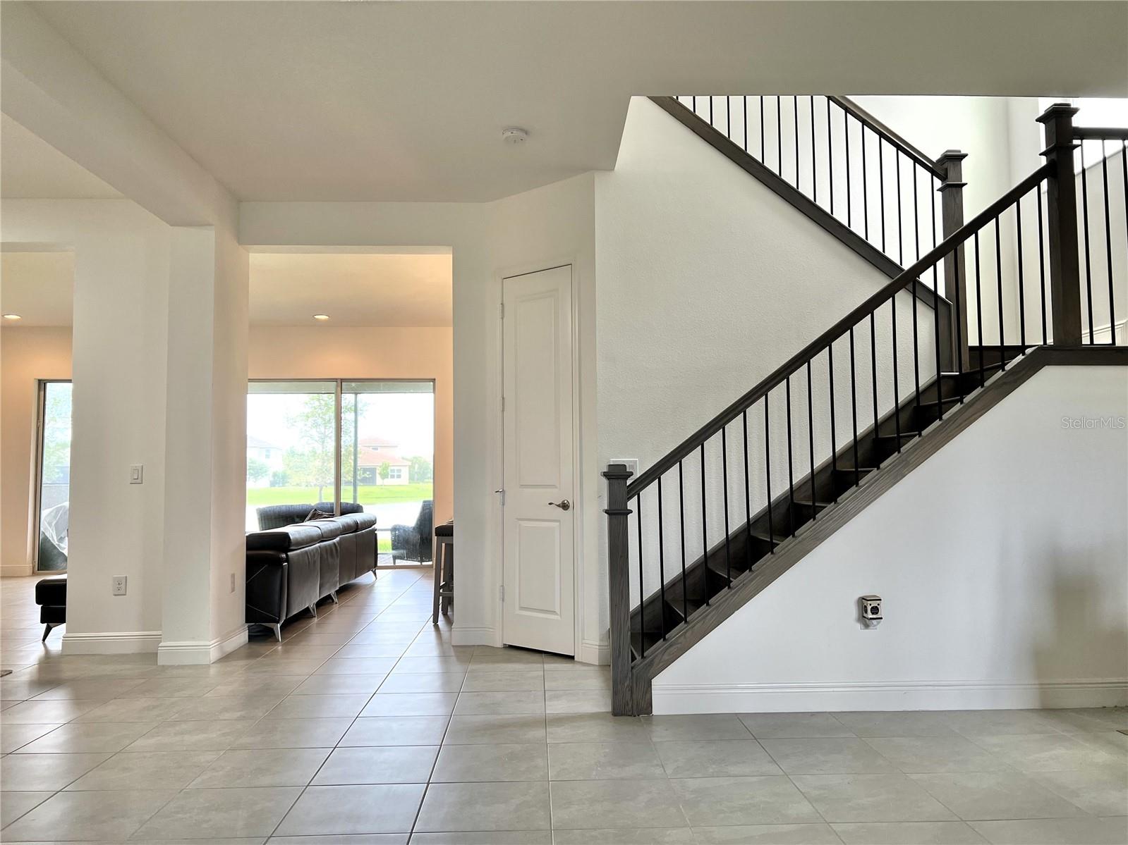 Image 14 of 21 For 31142 Lindentree Drive
