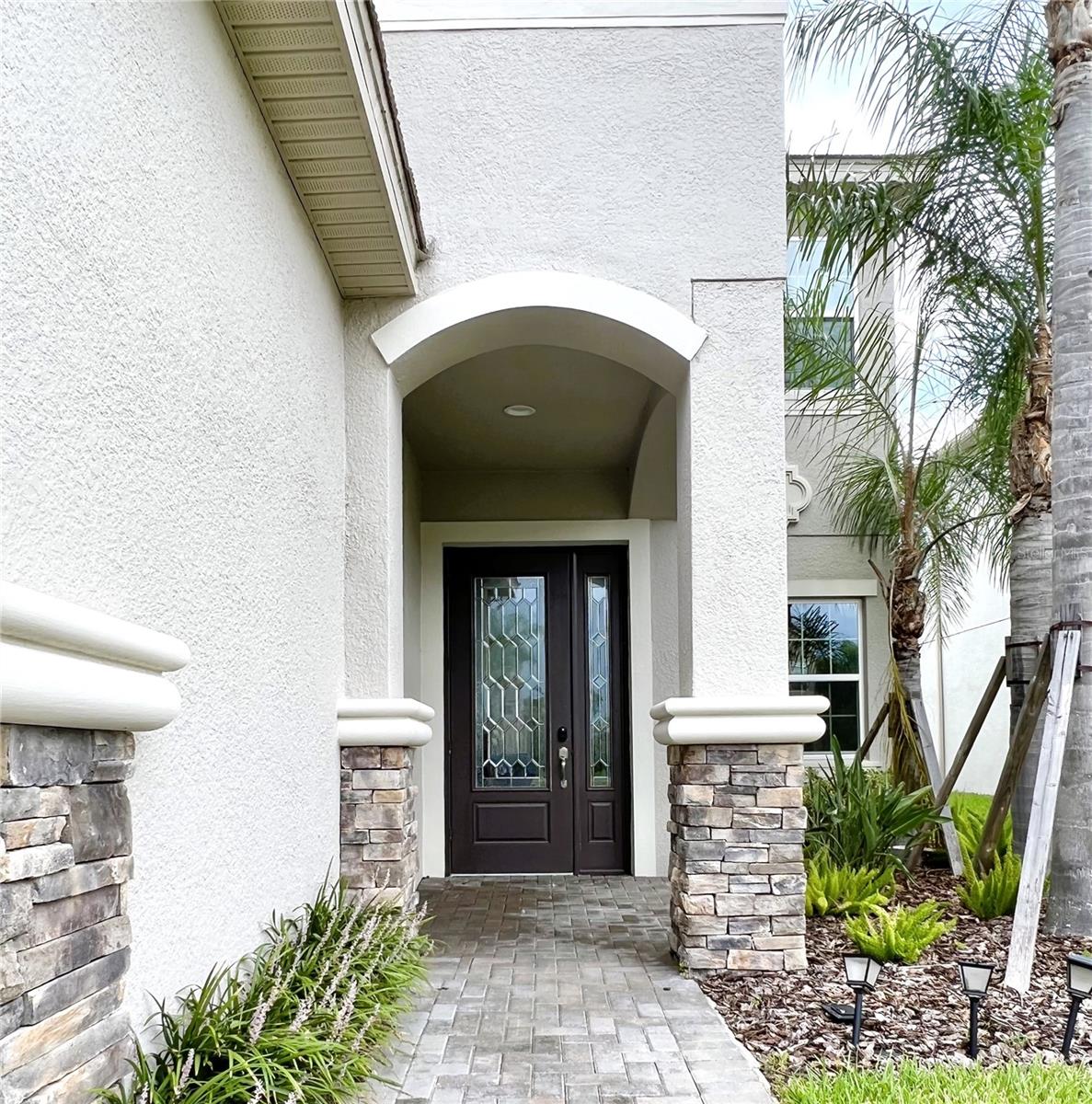 Image 4 of 21 For 31142 Lindentree Drive