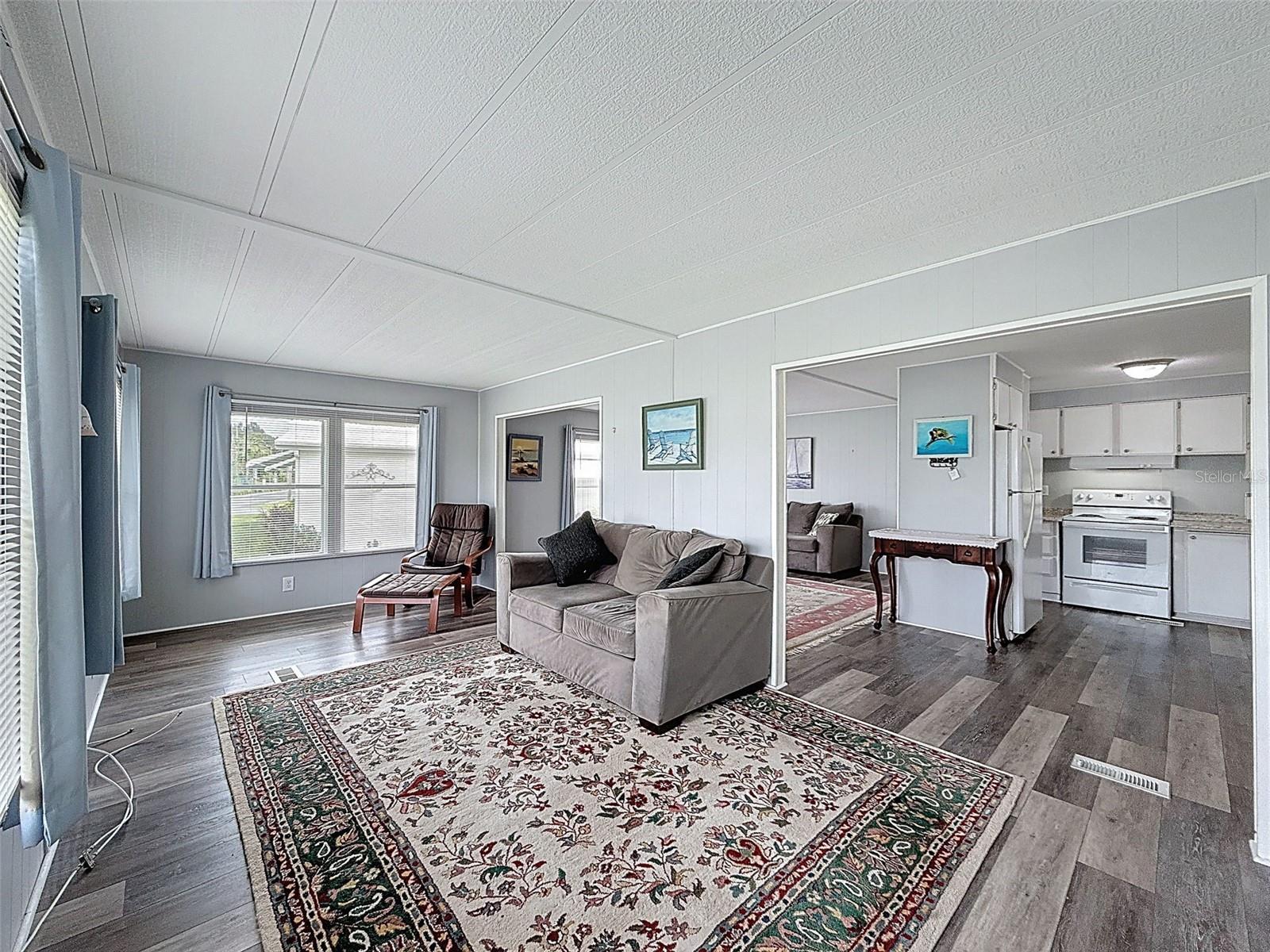 Image 17 of 69 For 5150 Damsen Circle