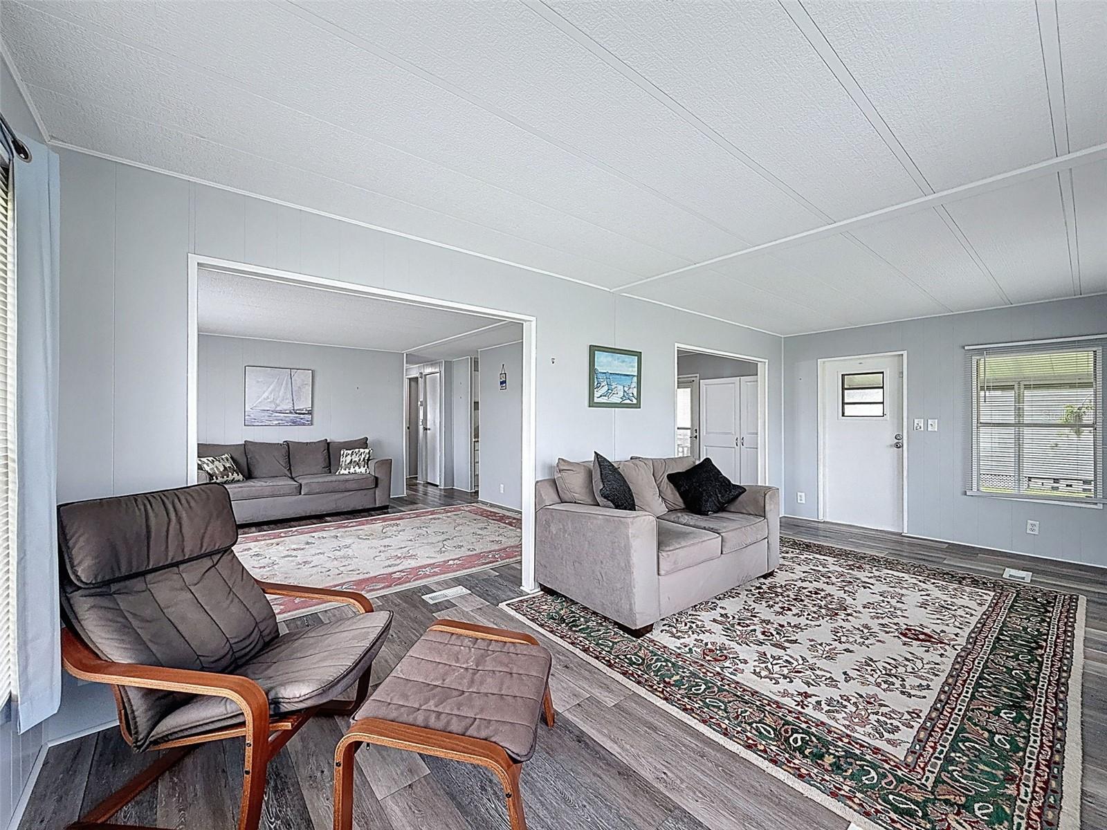 Image 18 of 69 For 5150 Damsen Circle