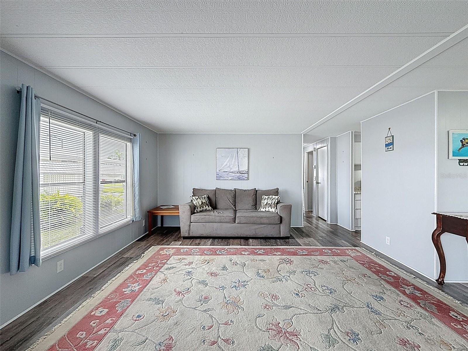 Image 20 of 69 For 5150 Damsen Circle