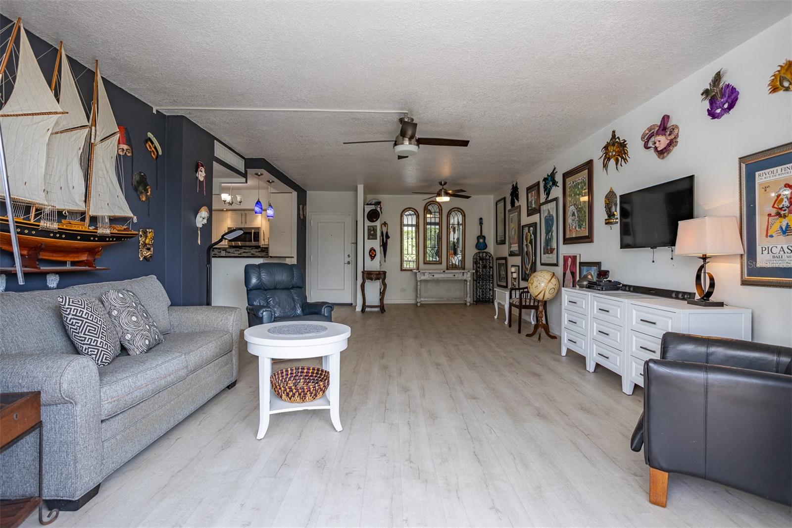 Image 66 of 84 For 30 Turner Street 202