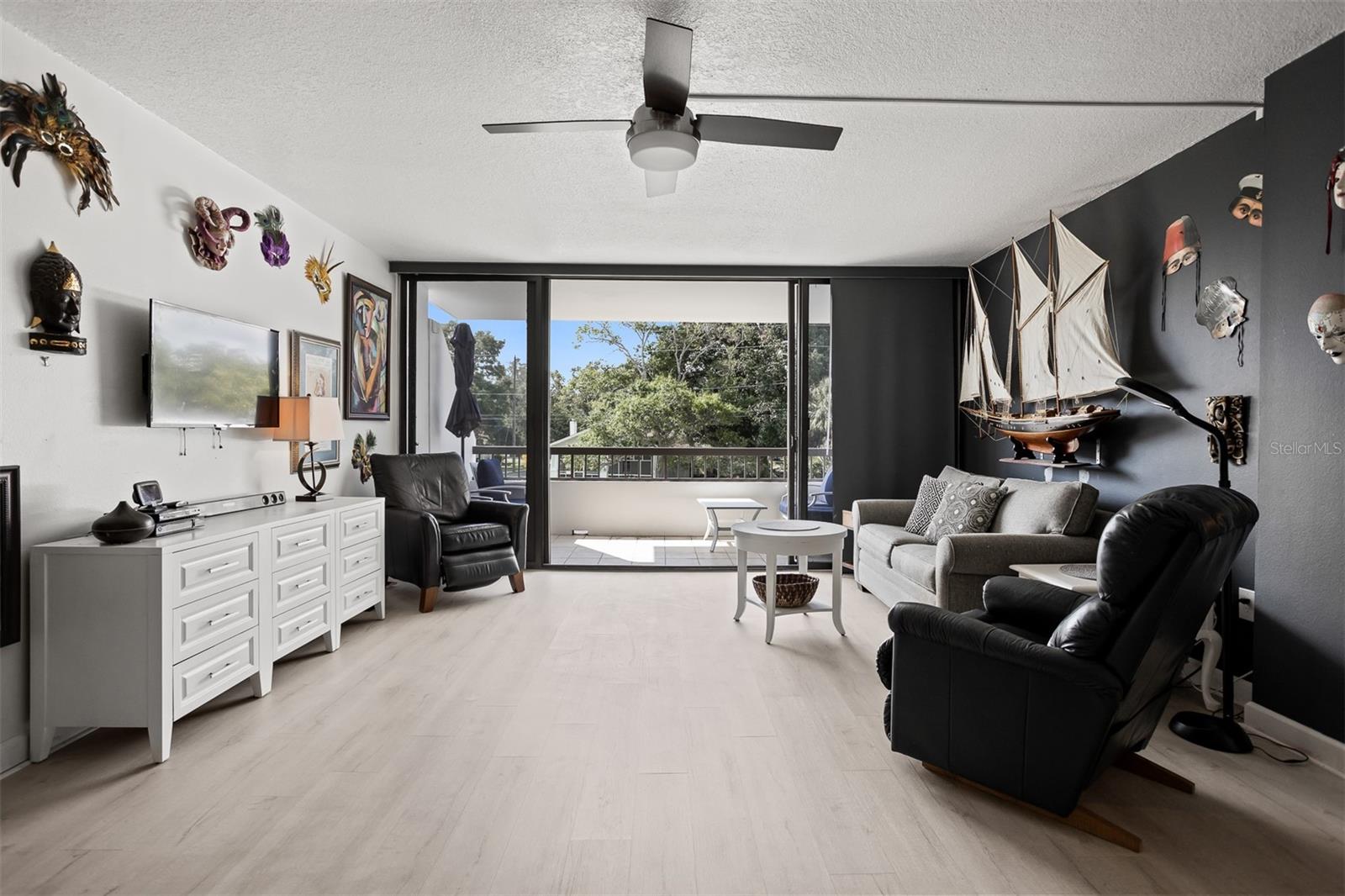 Image 69 of 84 For 30 Turner Street 202