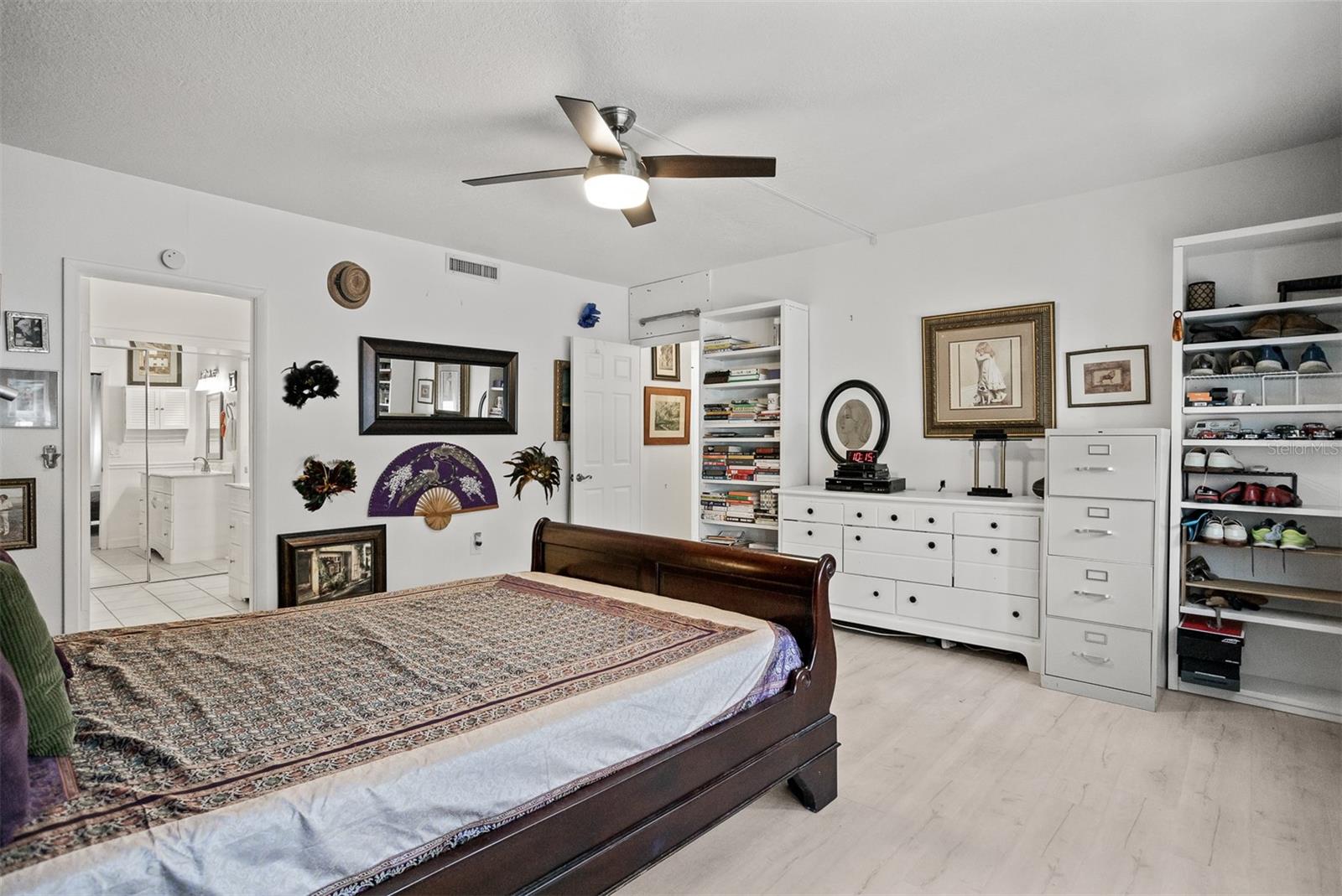 Image 79 of 84 For 30 Turner Street 202