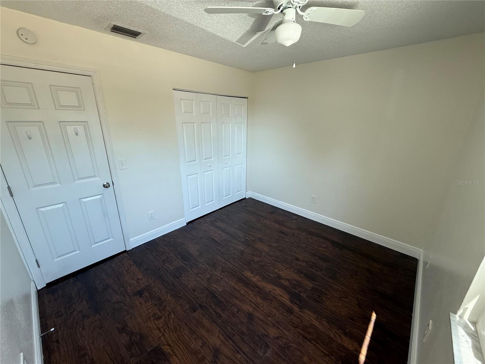 Image 23 of 42 For 10414 Rosemount Drive