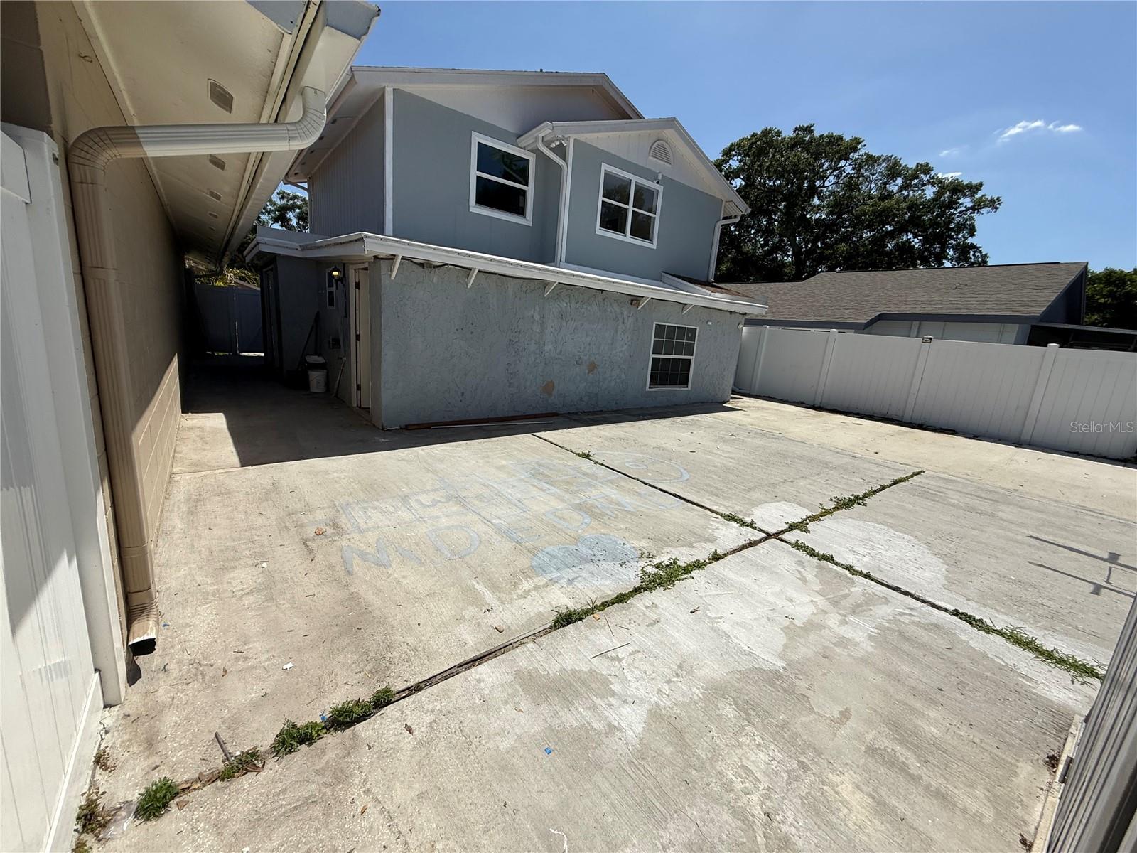 Image 38 of 42 For 10414 Rosemount Drive