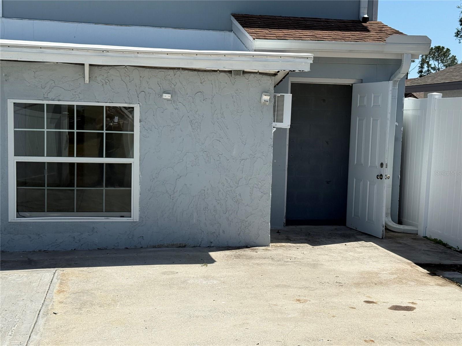 Image 42 of 42 For 10414 Rosemount Drive