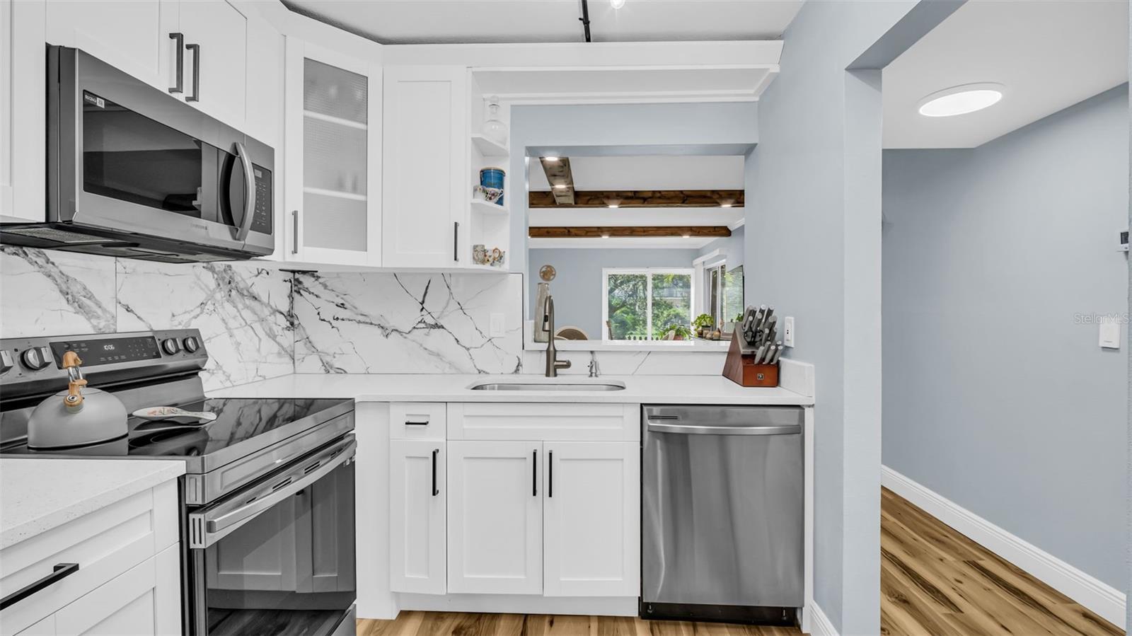 Image 3 of 19 For 2211 Belleair Road D3