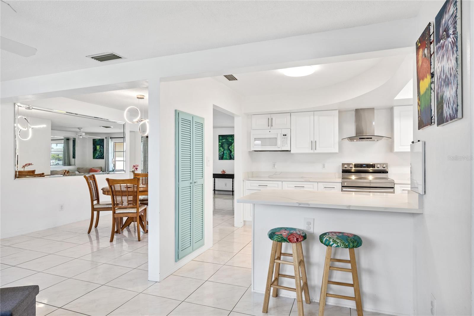 Image 14 of 42 For 11225 59th Avenue