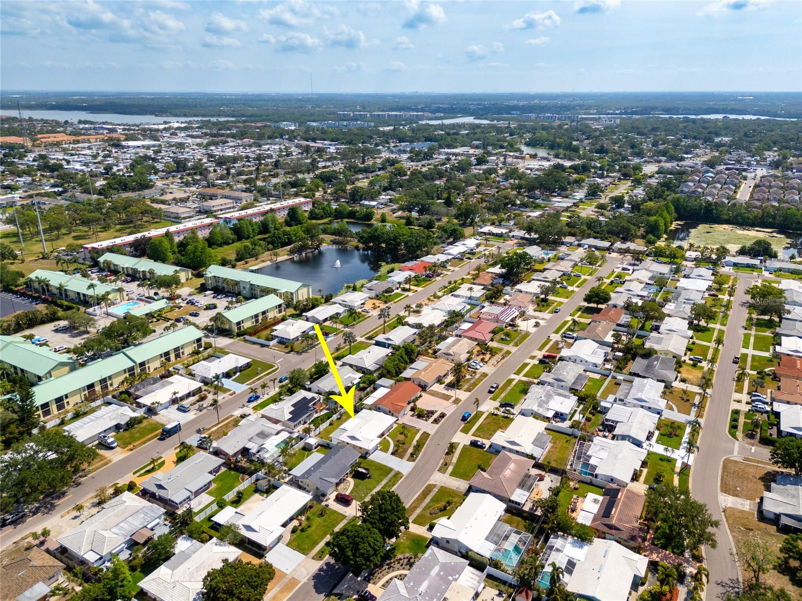 Image 4 of 42 For 11225 59th Avenue