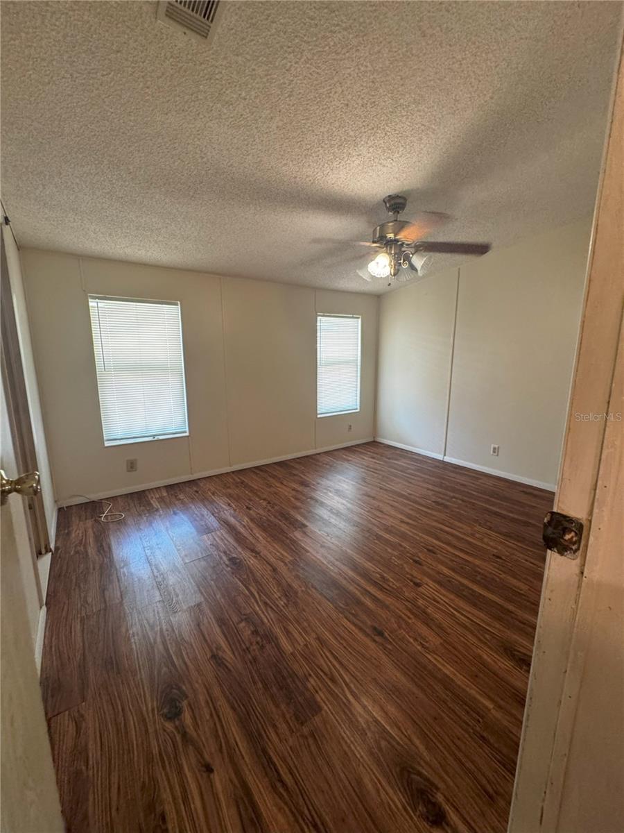 Image 12 of 18 For 11407 Bobwhite Boulevard