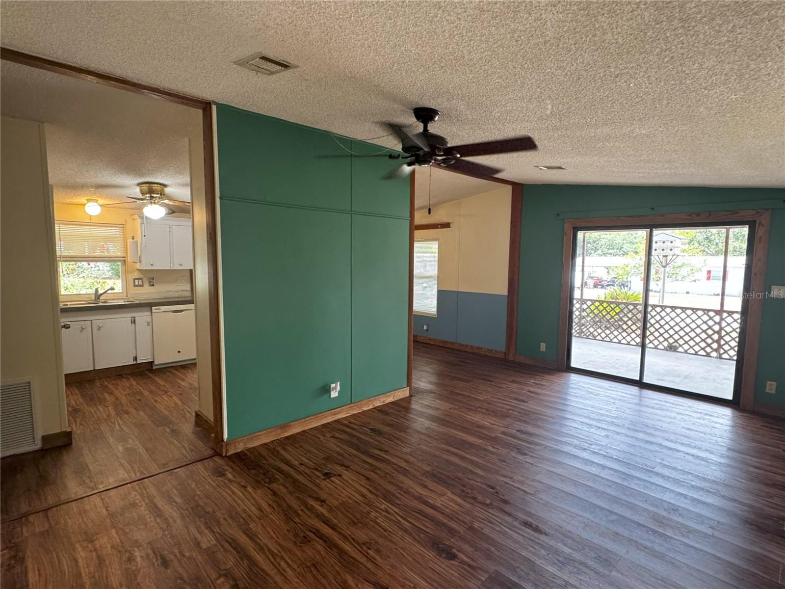 Image 5 of 18 For 11407 Bobwhite Boulevard