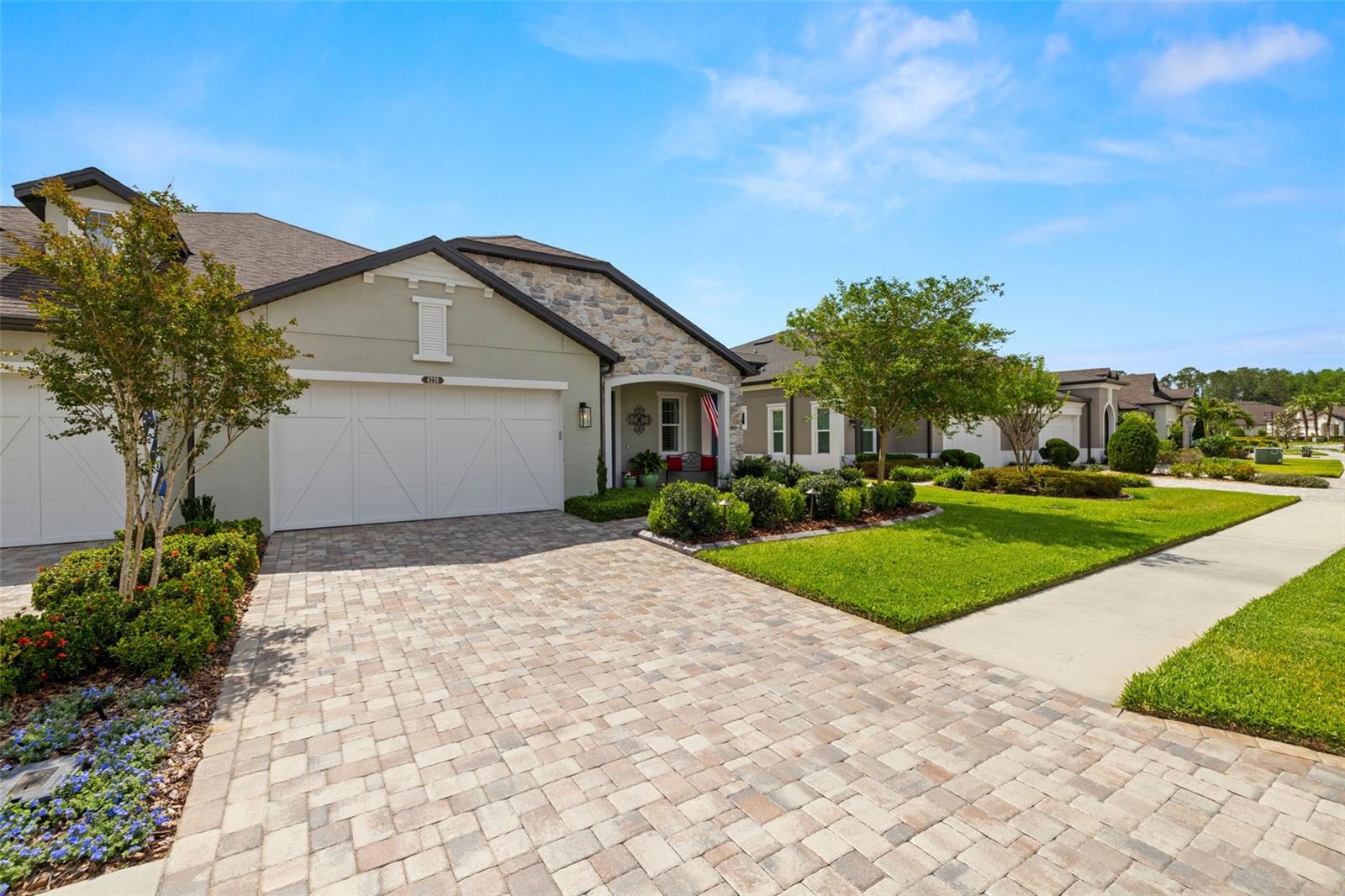 Listing photo id 1 for 4220 Barletta Court