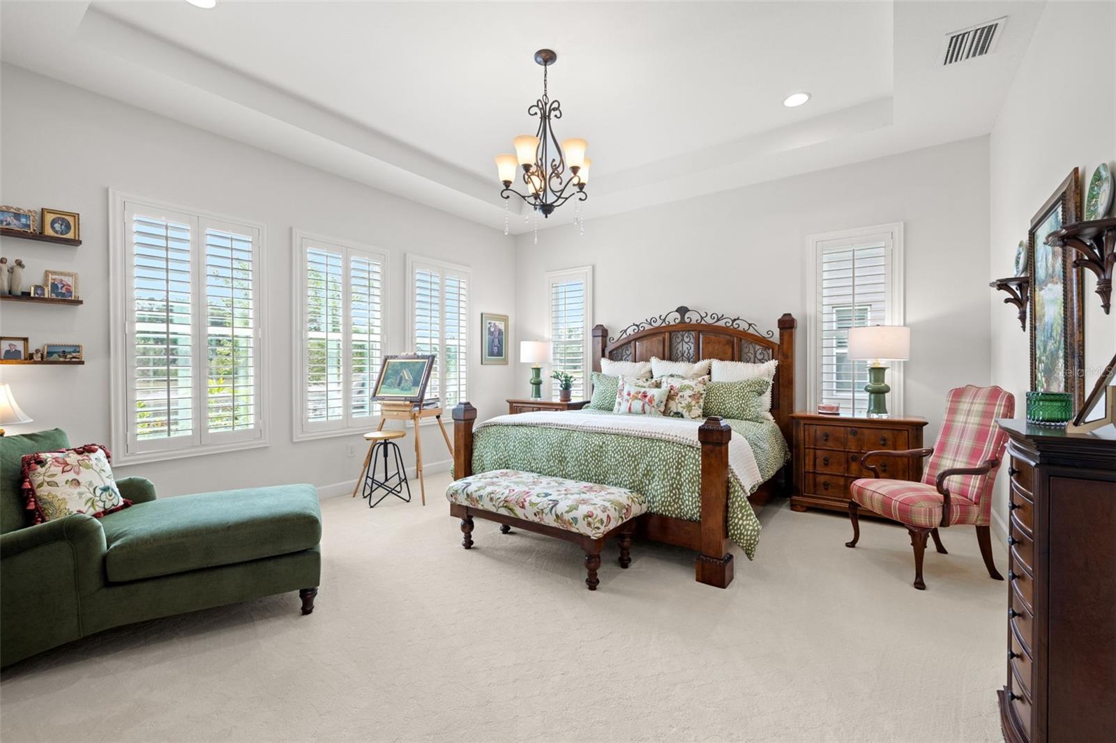 Listing photo id 29 for 4220 Barletta Court
