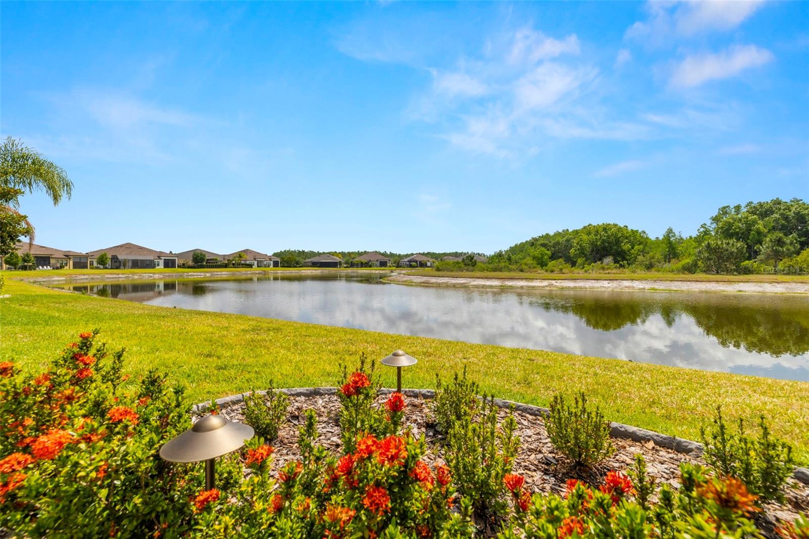 Listing photo id 47 for 4220 Barletta Court